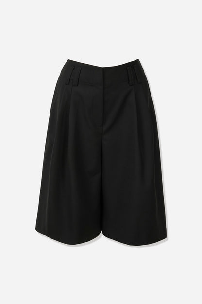 TWO TUCK WIDE SHORTS