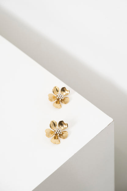 TROPICAL FLOWER STUD EARRING