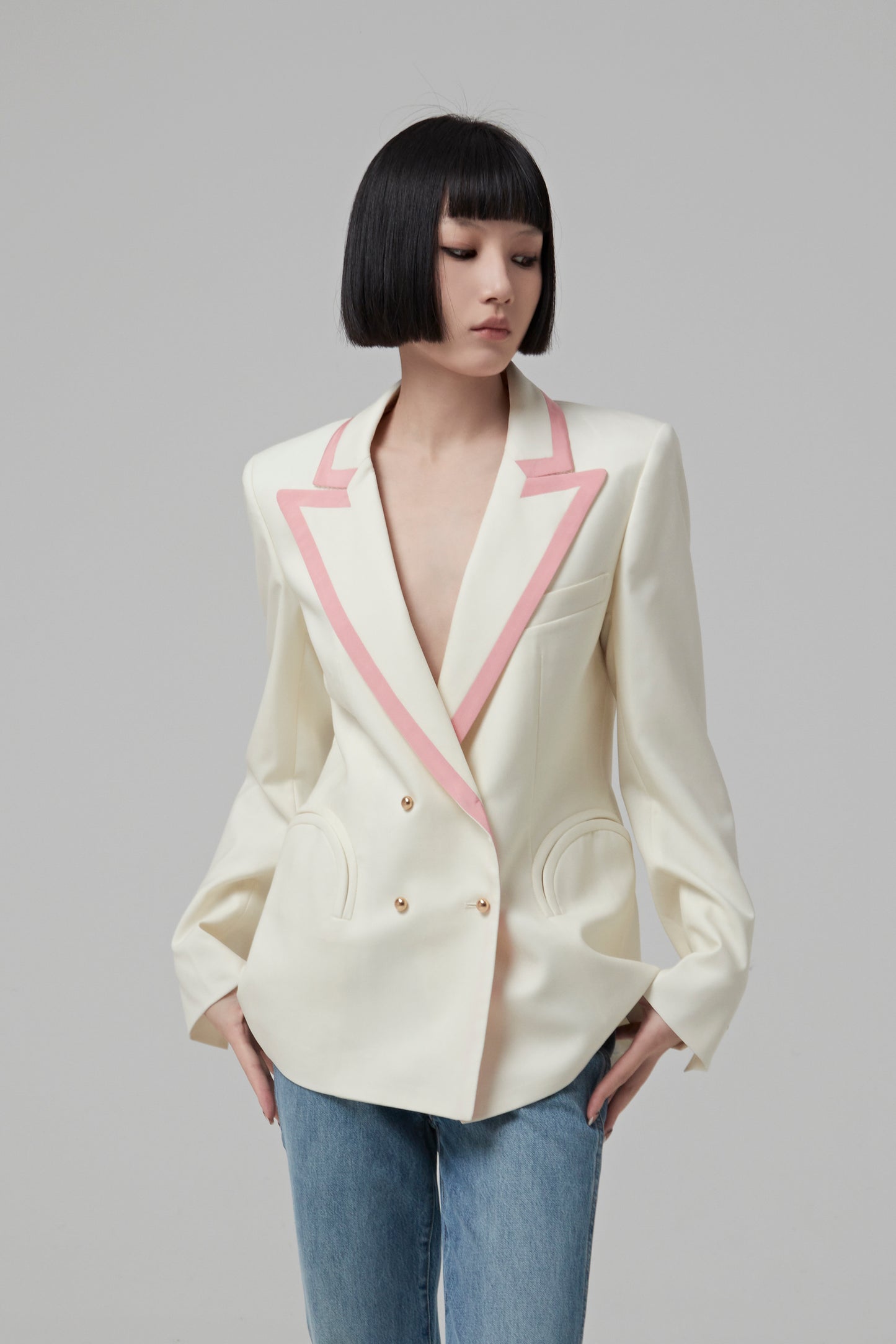 FIRST CLASS CREAM CHARMER BLAZER