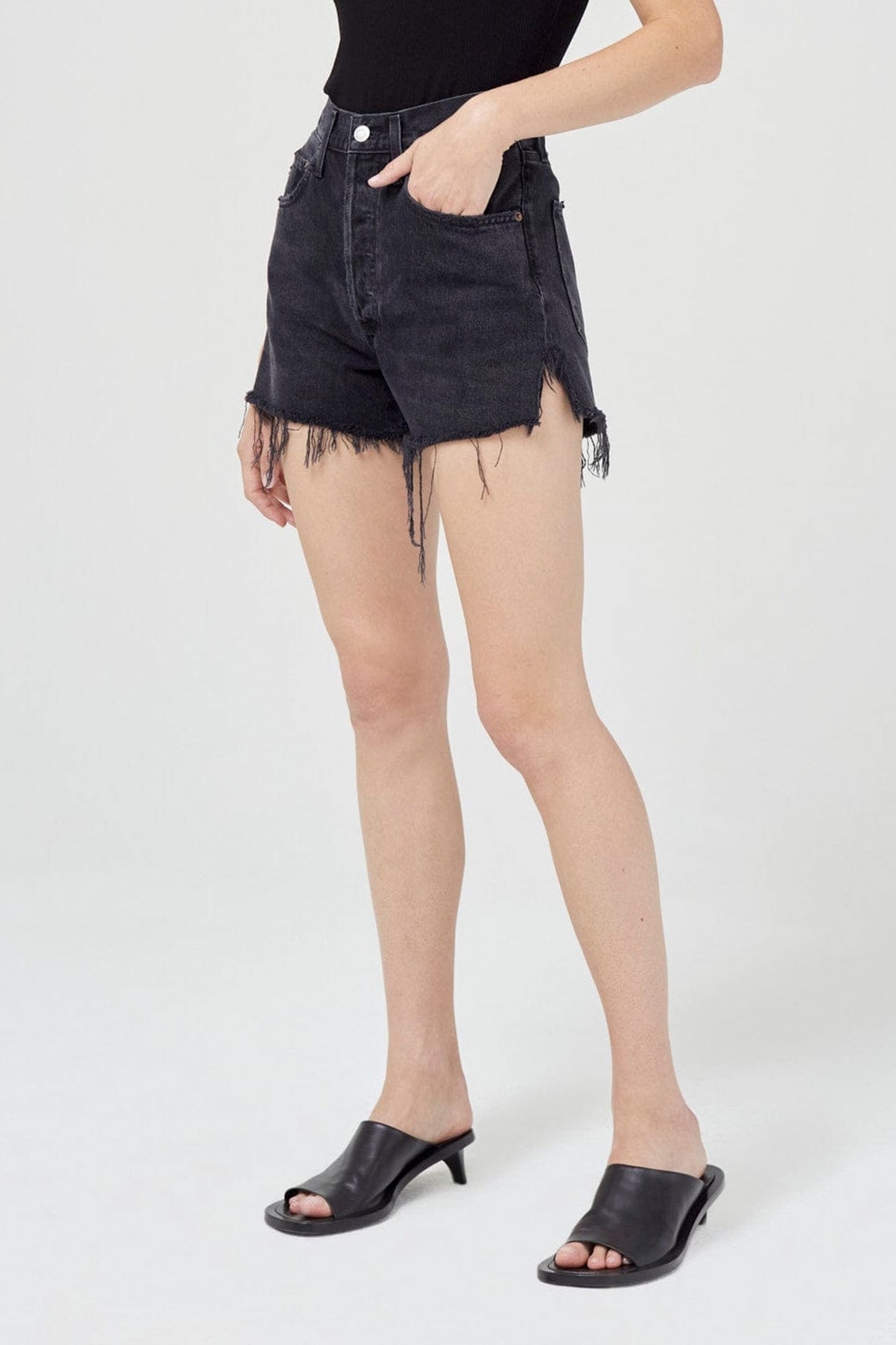 DEE SHORT IN DIVISE (ORGANIC COTTON)