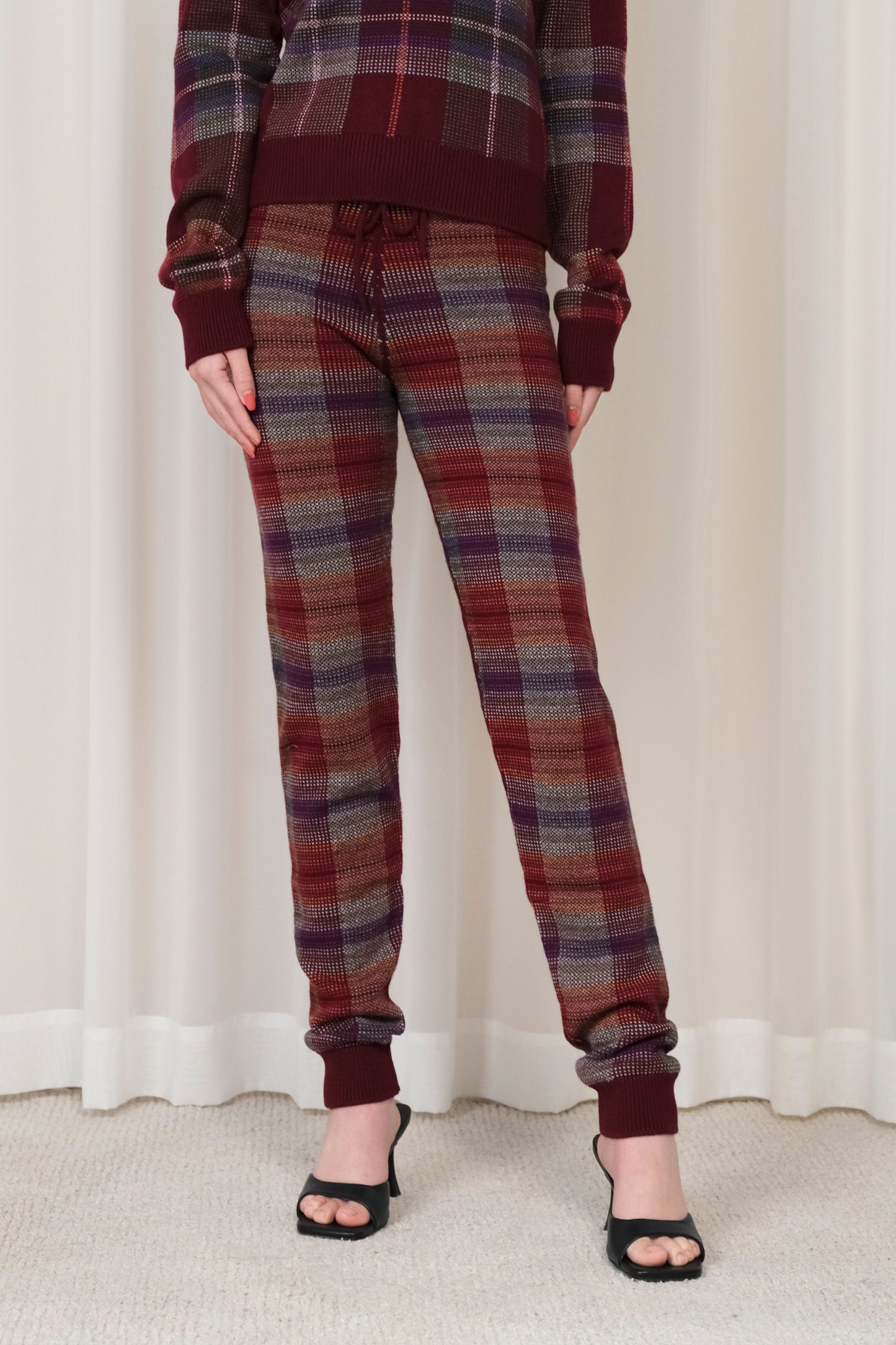 LADIES LEGGINGS FUZZY TARTAN