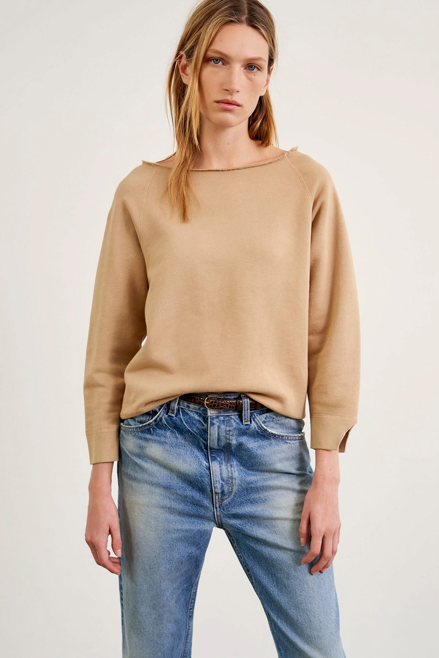 LUKA SCOOP NECK SWEATSHIRT